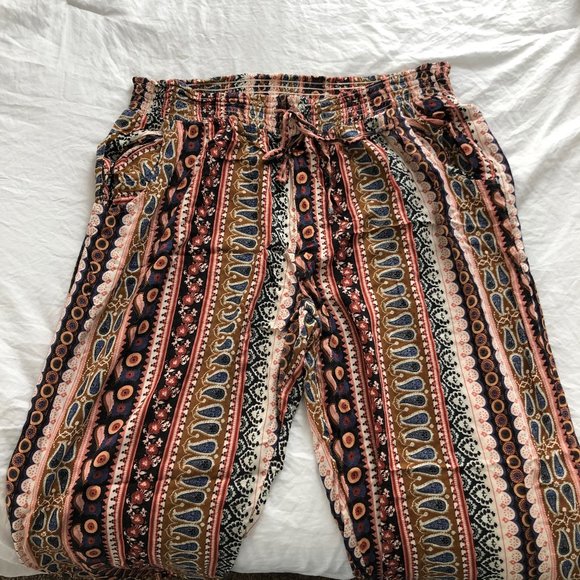 American Eagle Outfitters Pants - american eagle tribal striped pattern flow pants